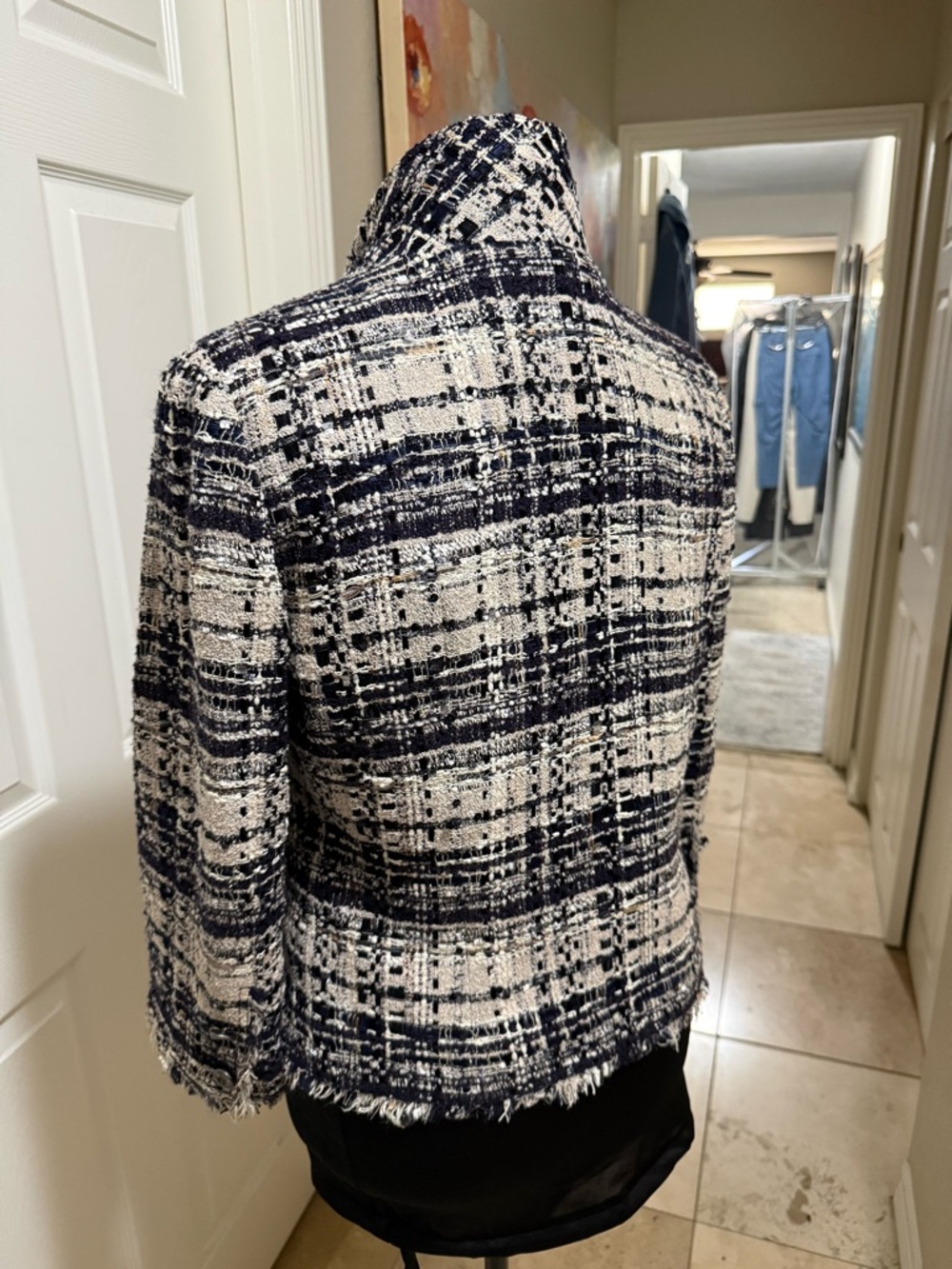 CHANEL ICONIC TWEED JACKET - Picture 6 of 11